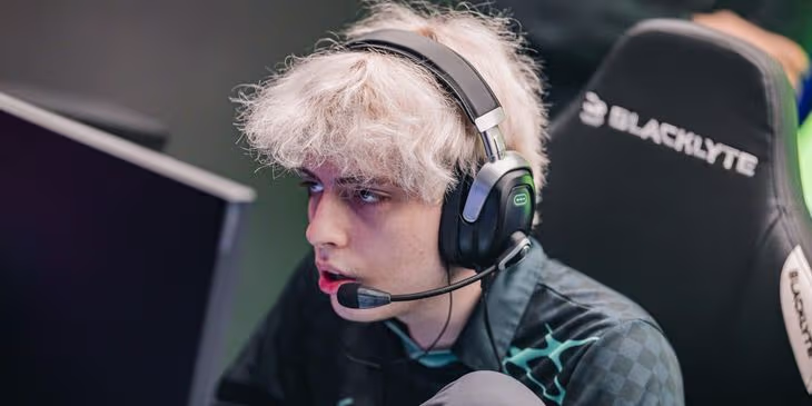 Aurora Gaming потерпела второе подряд поражение на DreamLeague S28, уступив MOUZ